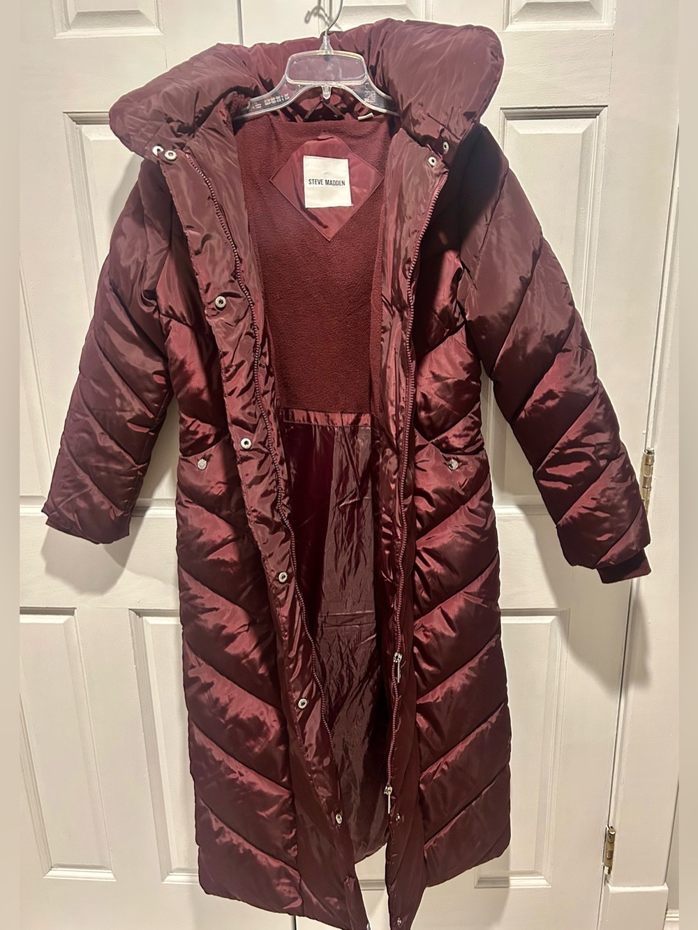 Steve Madden Long Women’s Hooded Puffer Coat in Burgundy